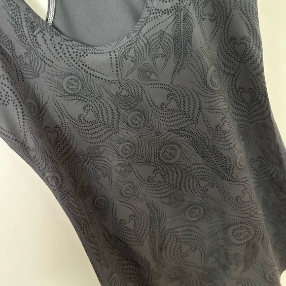 Lululemon Cool Racerback Tank Size 4 - Picture 2 of 5